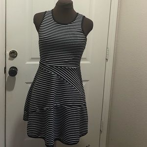 Emily West Black/White Girls size 14